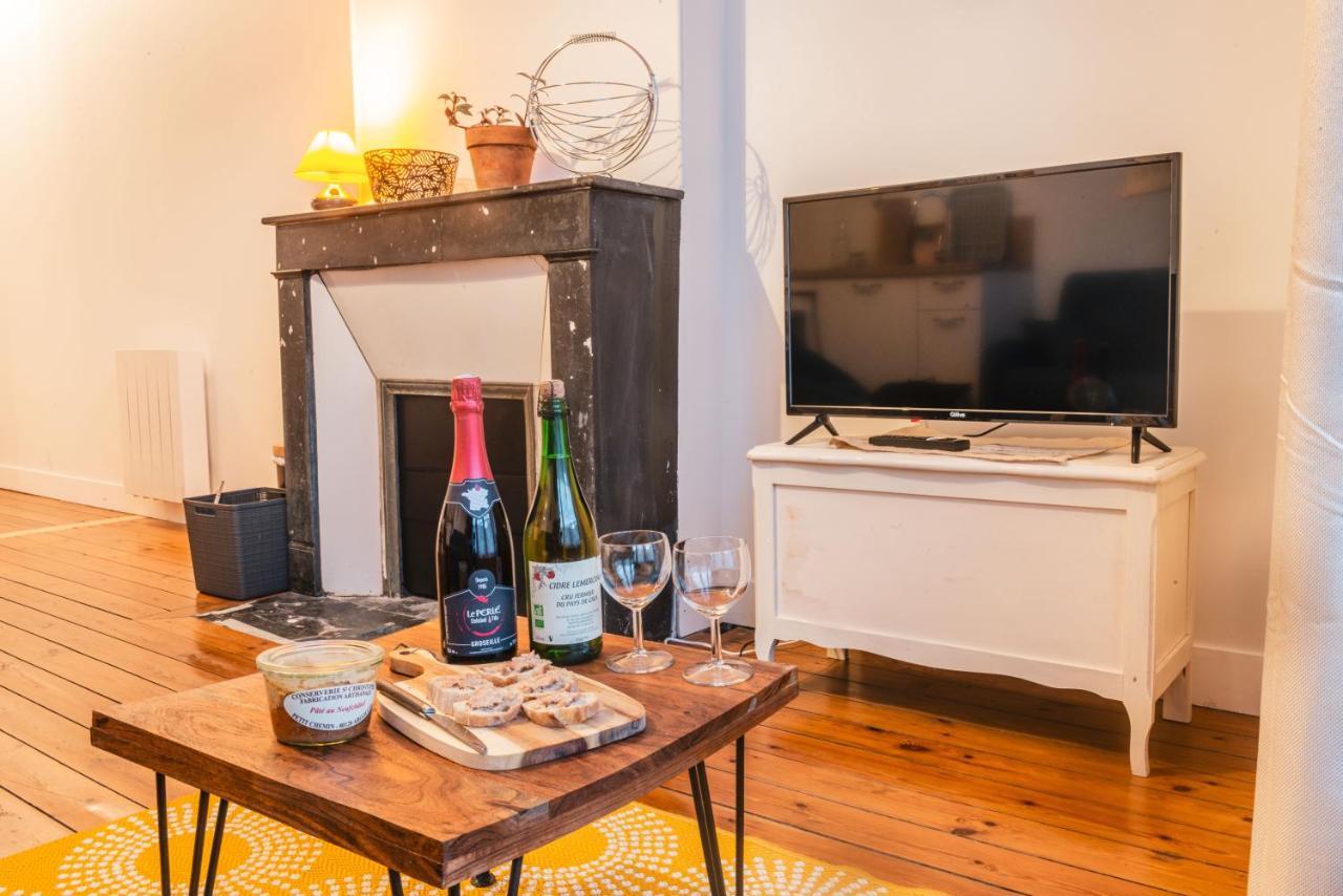 L'Etablissement Toimoinou, Hyper-Centre, Vue Marche, Proche Mer 150M, Lits Faits A Votre Arrivee, Serviettes De Toilette, Menage, Inclu, Netflix, Accueil En Personne Диеп Екстериор снимка